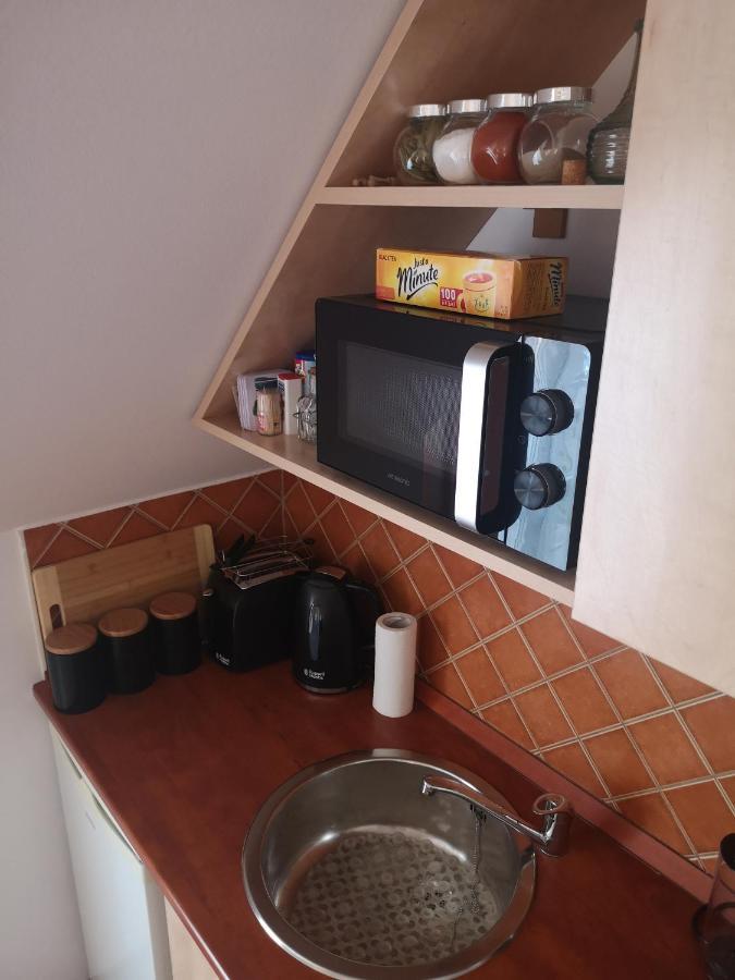 Orsika Hilltop Apartman Eger Eksteriør billede