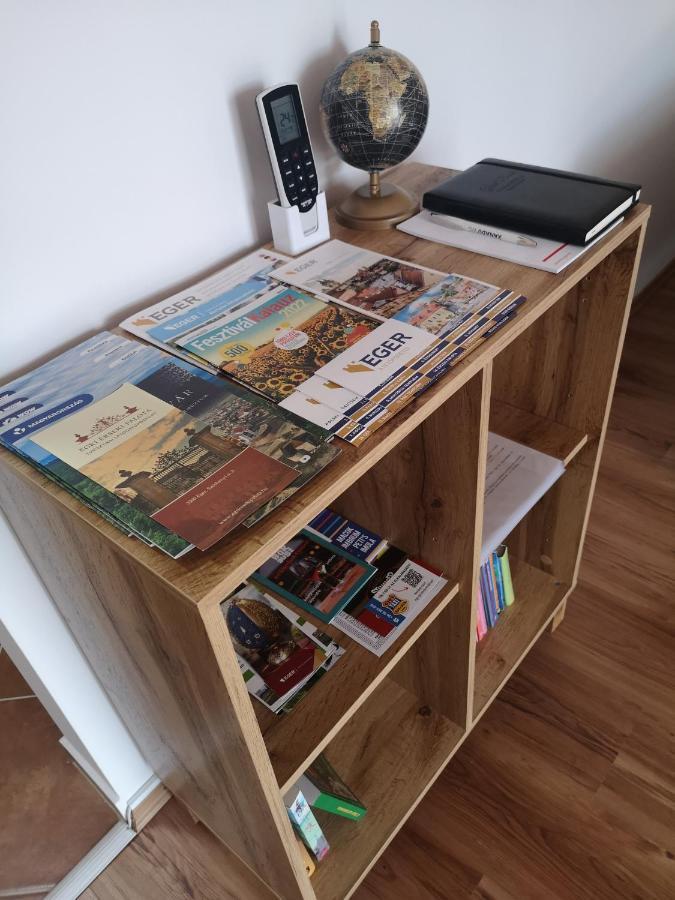 Orsika Hilltop Apartman Eger Eksteriør billede