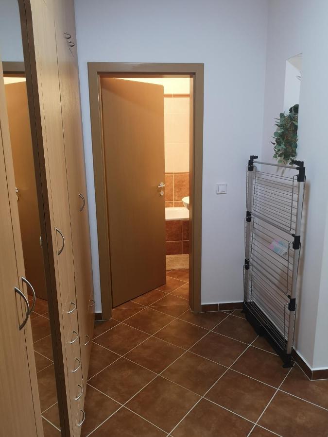 Orsika Hilltop Apartman Eger Eksteriør billede